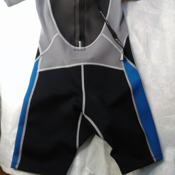 Stearns Youth Shorty Neoprene Wetsuit Size Small Blue Black Gray Great Condition - Picture 4 of 12